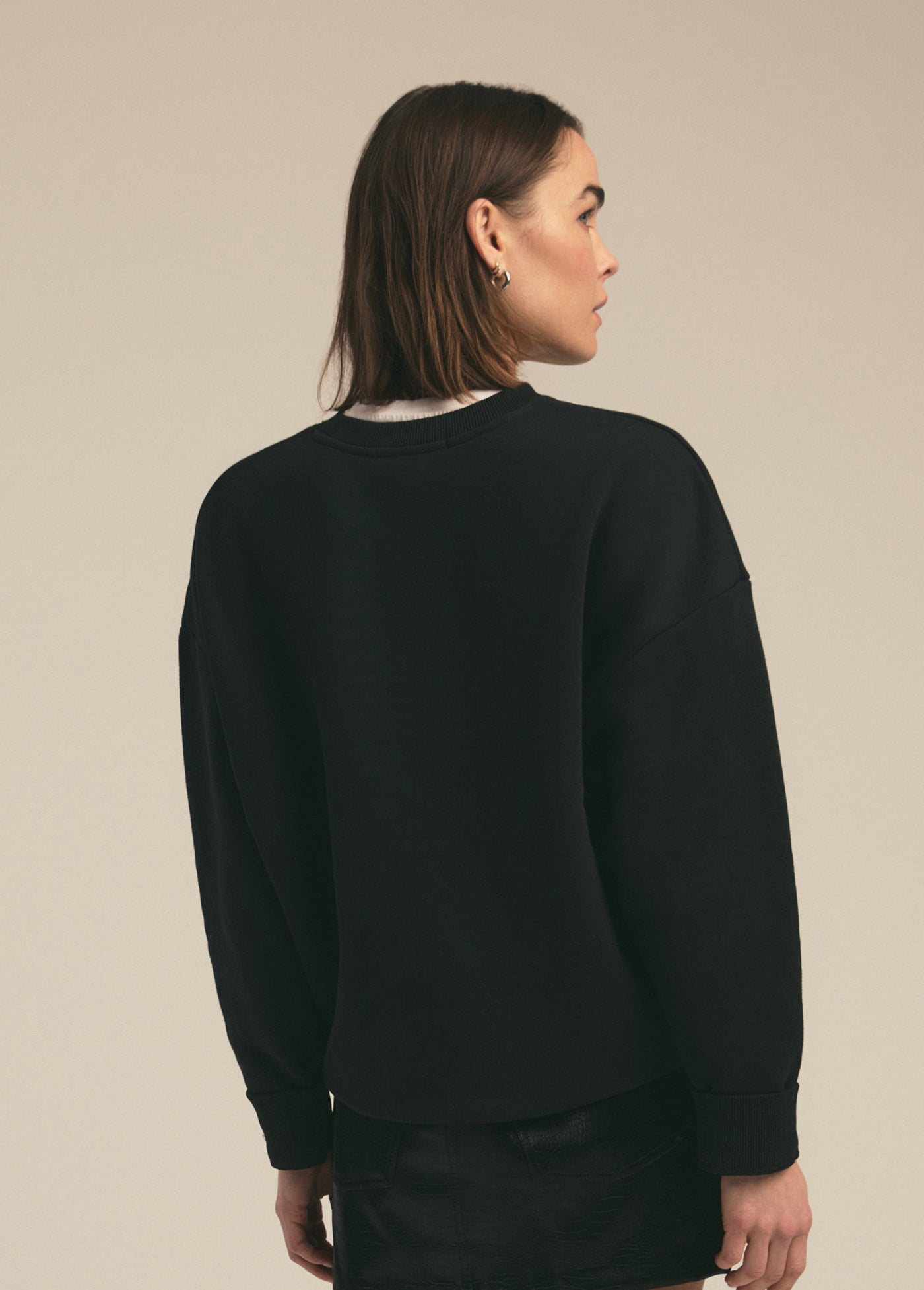 THE COLLEGIATE SWEATSHIRT