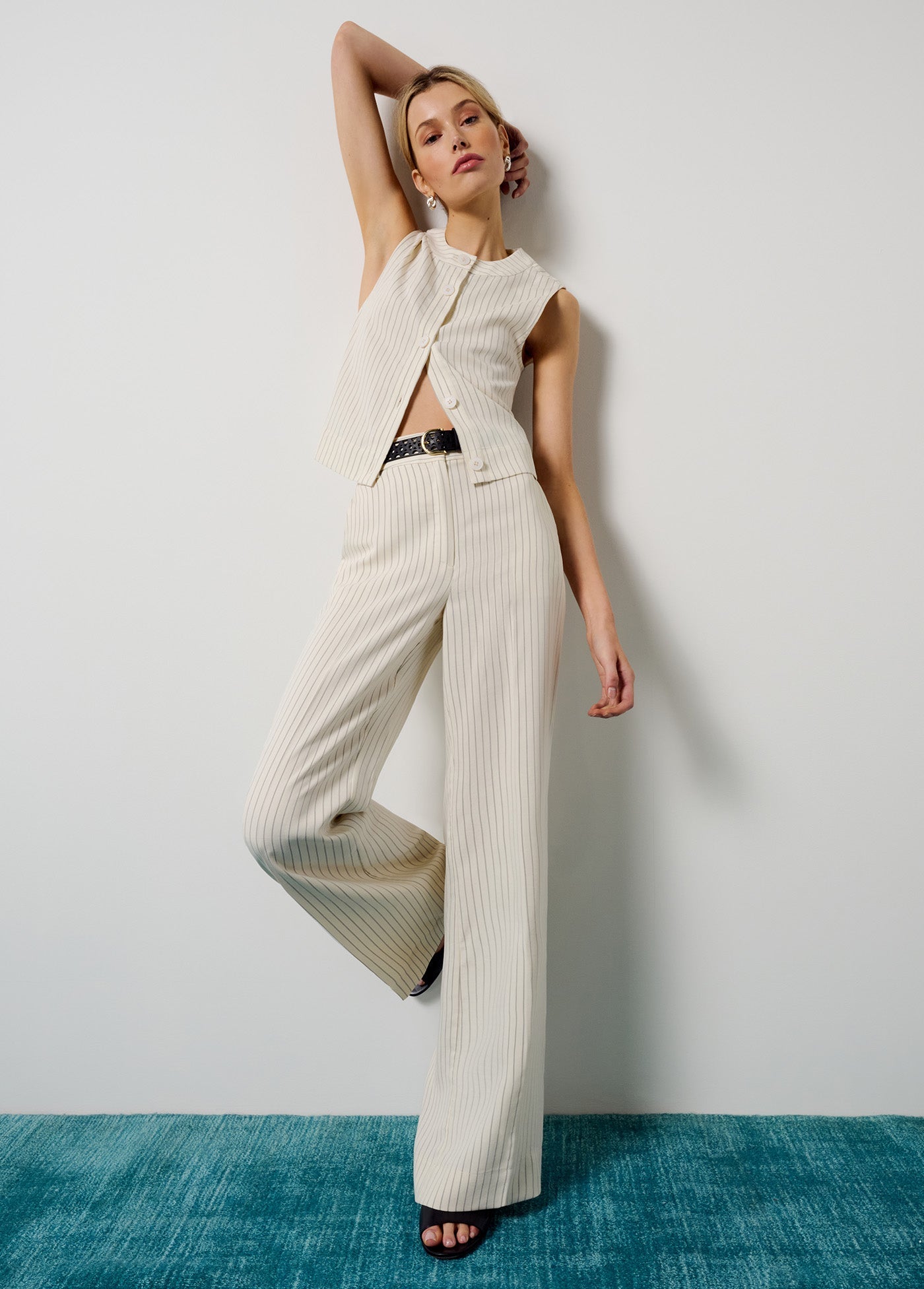 THE FINE LINE PANT