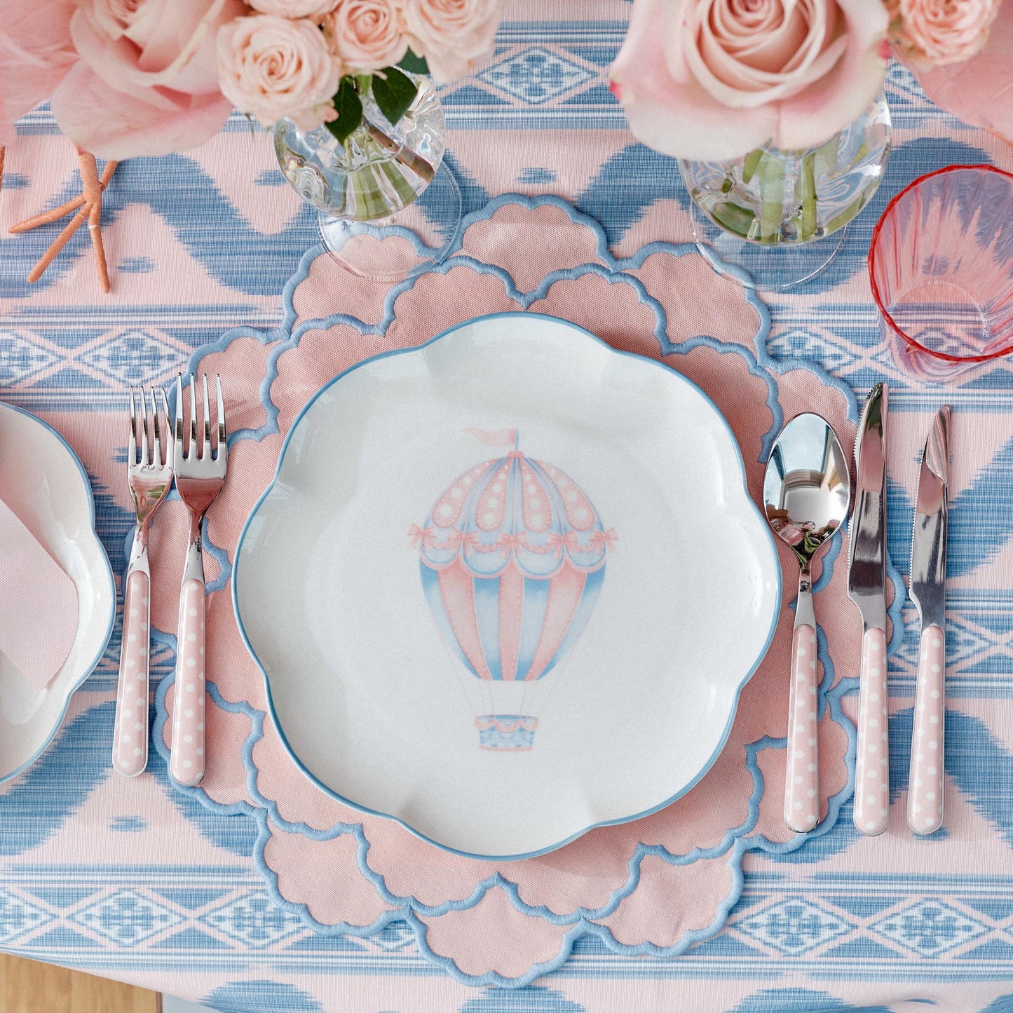 Bea Balloon Dinner Plates (Set of 4)