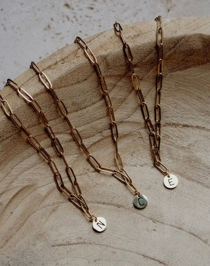 letter paperclip chain necklace - e