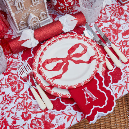 Lily Red & White Napkins (Set of 4)