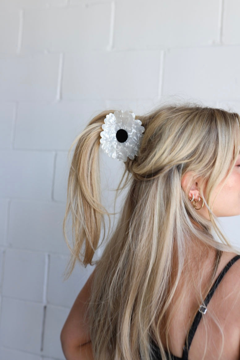 kaxi jumbo flower claw