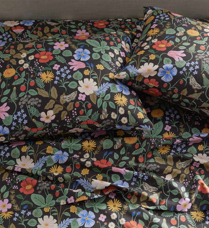 Percale Fitted Sheet - Strawberry Fields Black