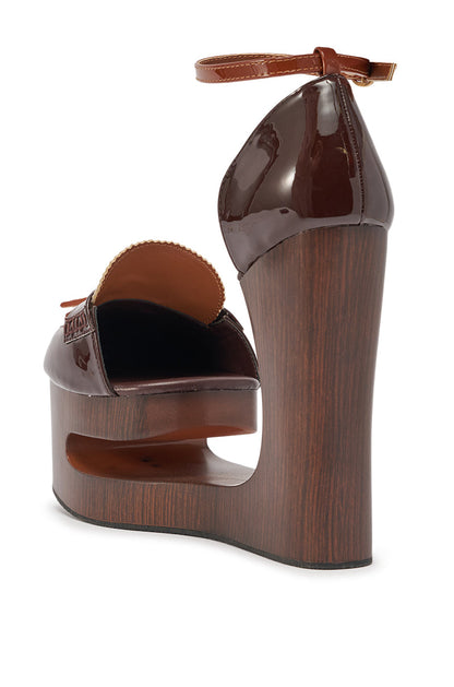 AKIRA GOLD BIXBY BROWN EMPTY WEDGE PUMP