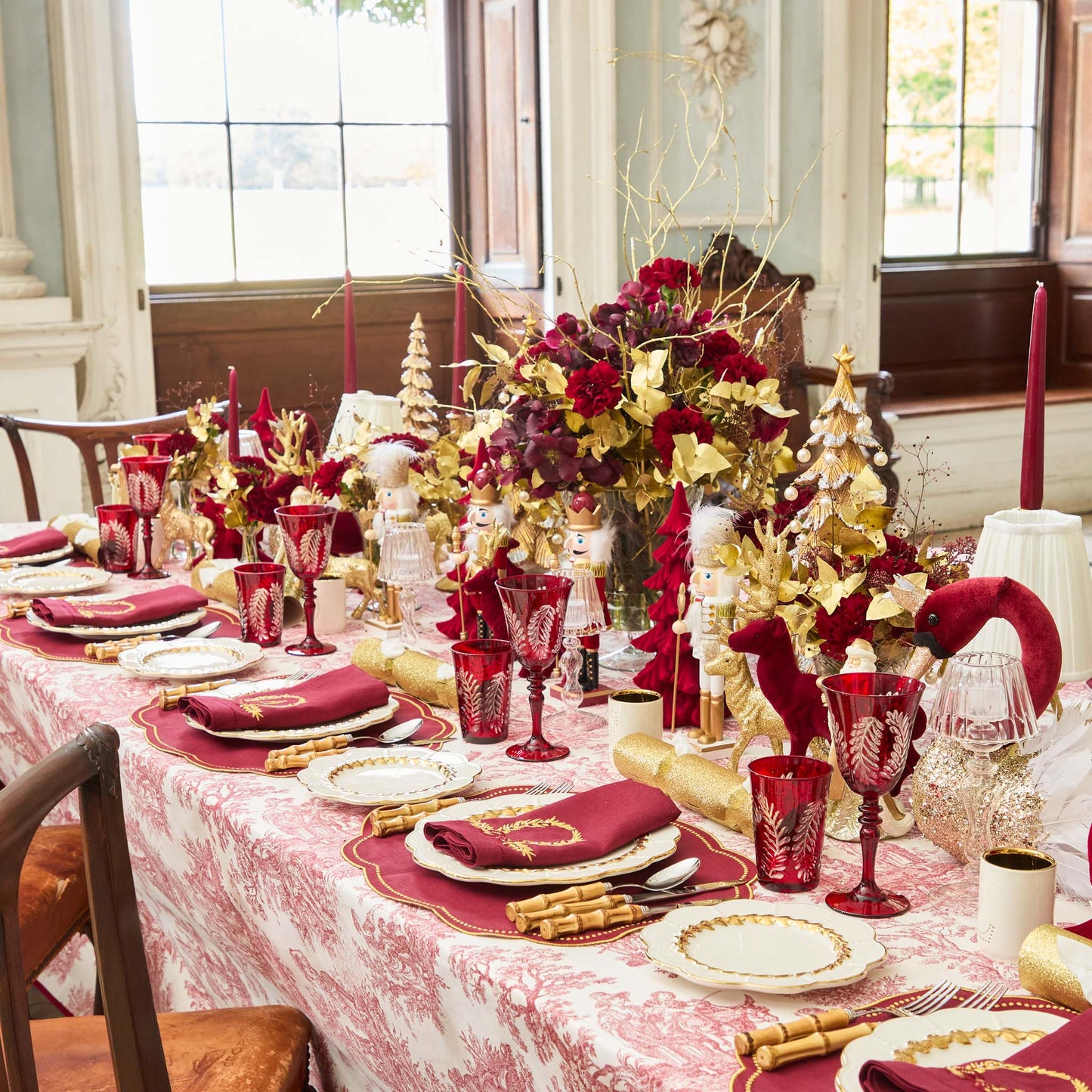 Burgundy Linen Placemats & Gold Bow Garland Napkins (Set of 4)