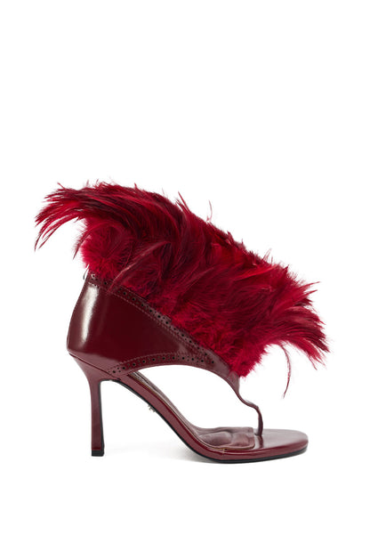 AKIRA GOLD ELIZAVETA BURGUNDY FEATHER THONG SANDAL