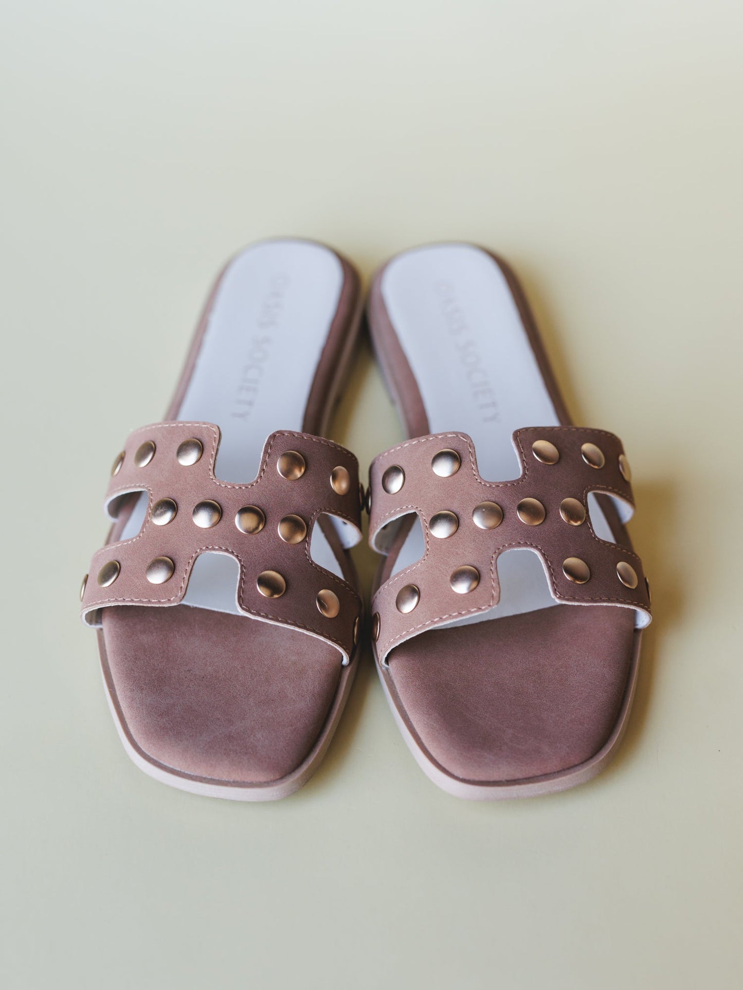 Evelynne Slide - Camel
