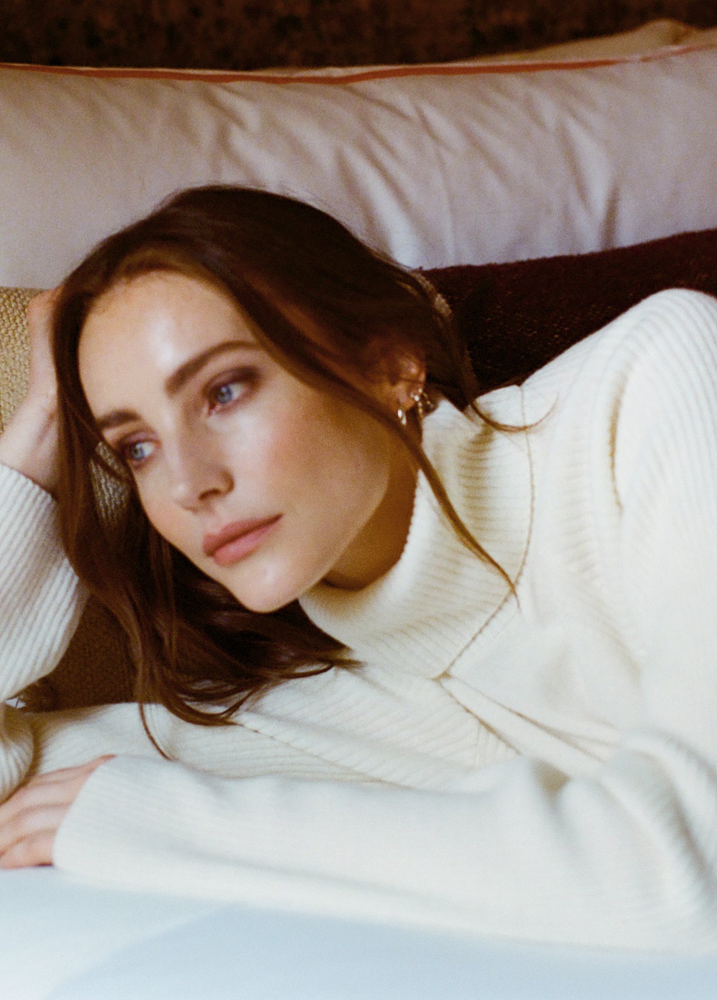 THE MINIMALIST SWEATER