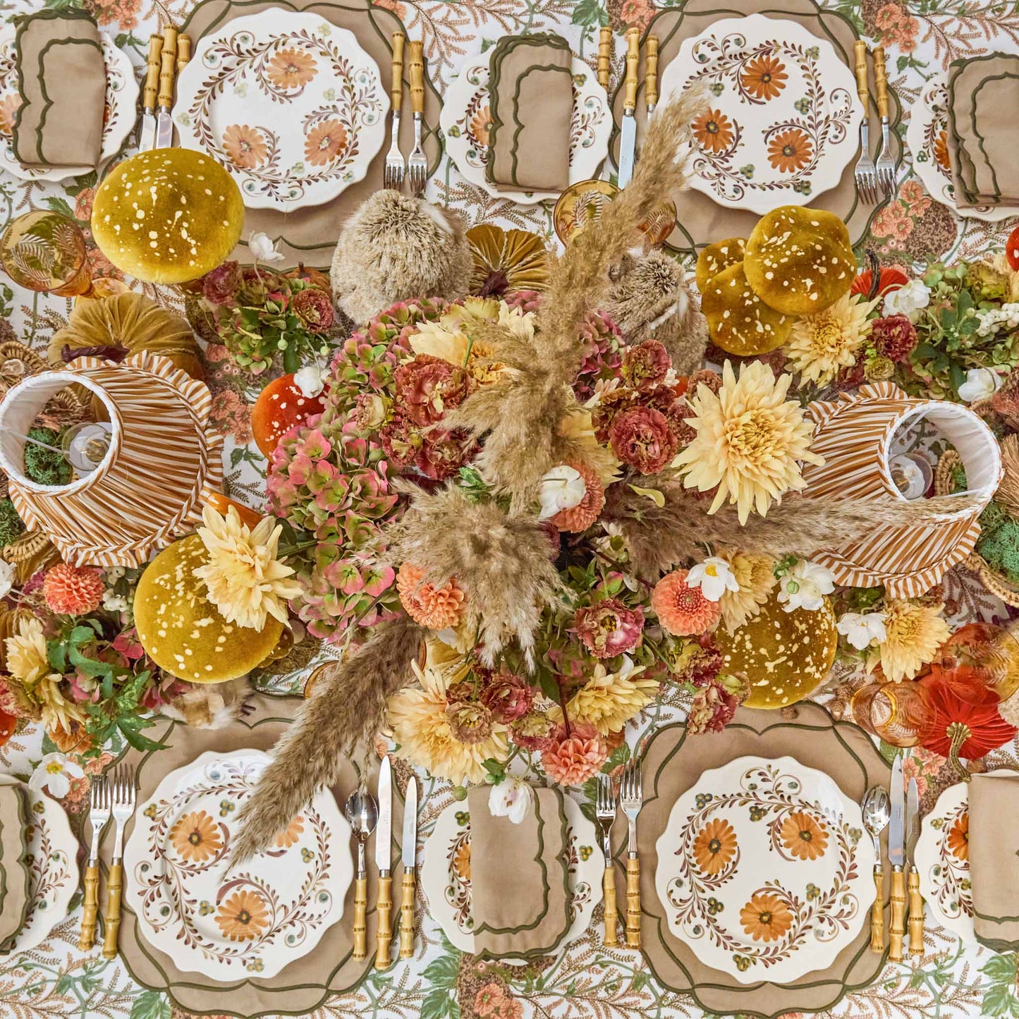 Sand & Green Elizabeth Napkins (Set of 4)