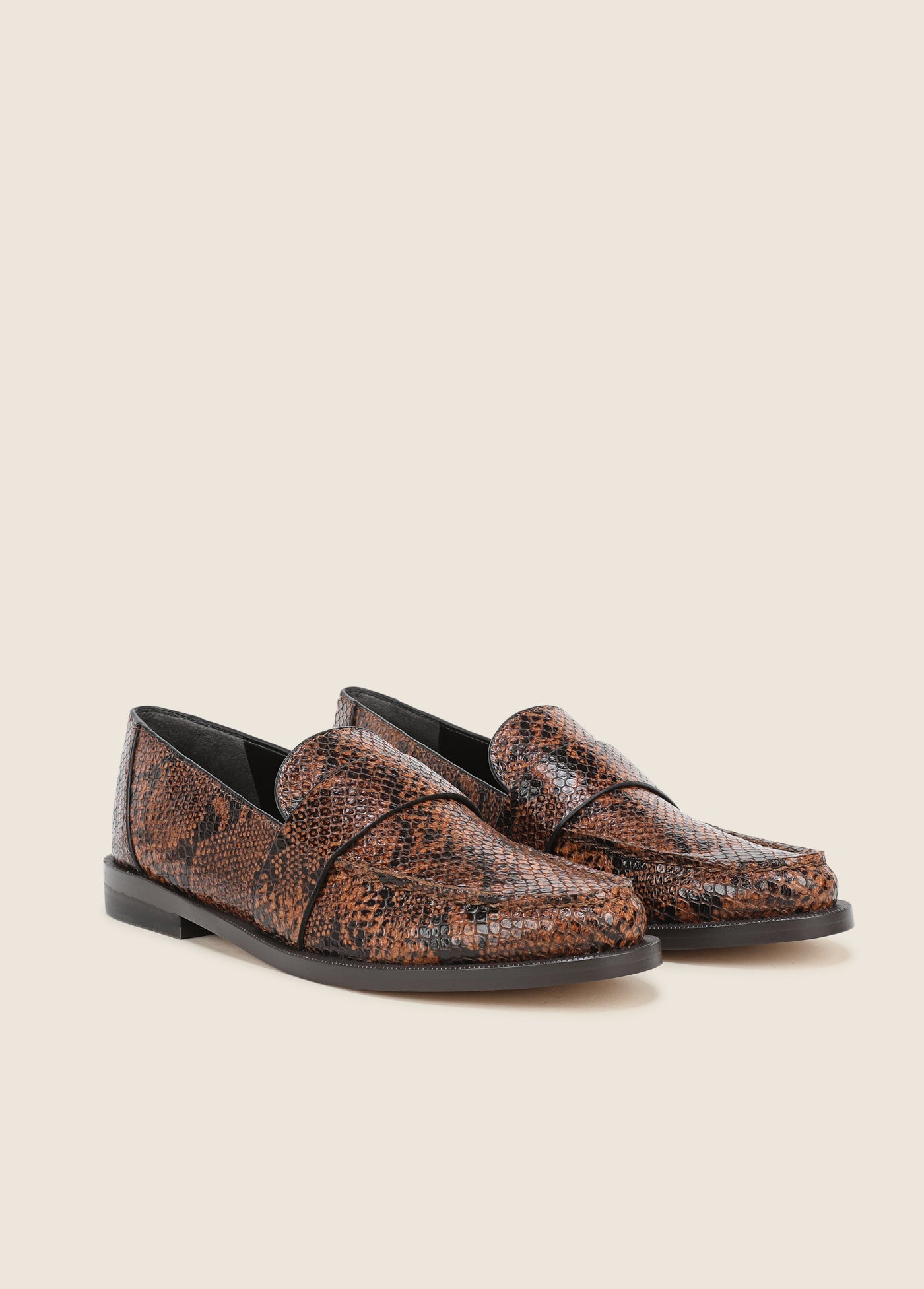 THE LOLA LOAFER