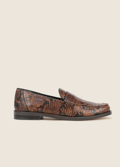 THE LOLA LOAFER