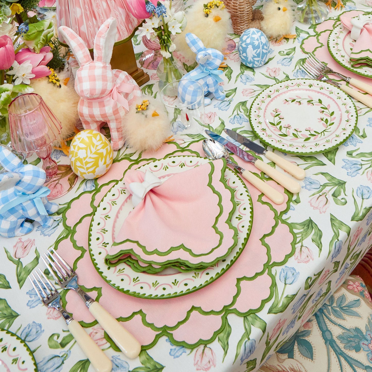 Green & Pink Josephine Garland Starter Plates (Set of 4)