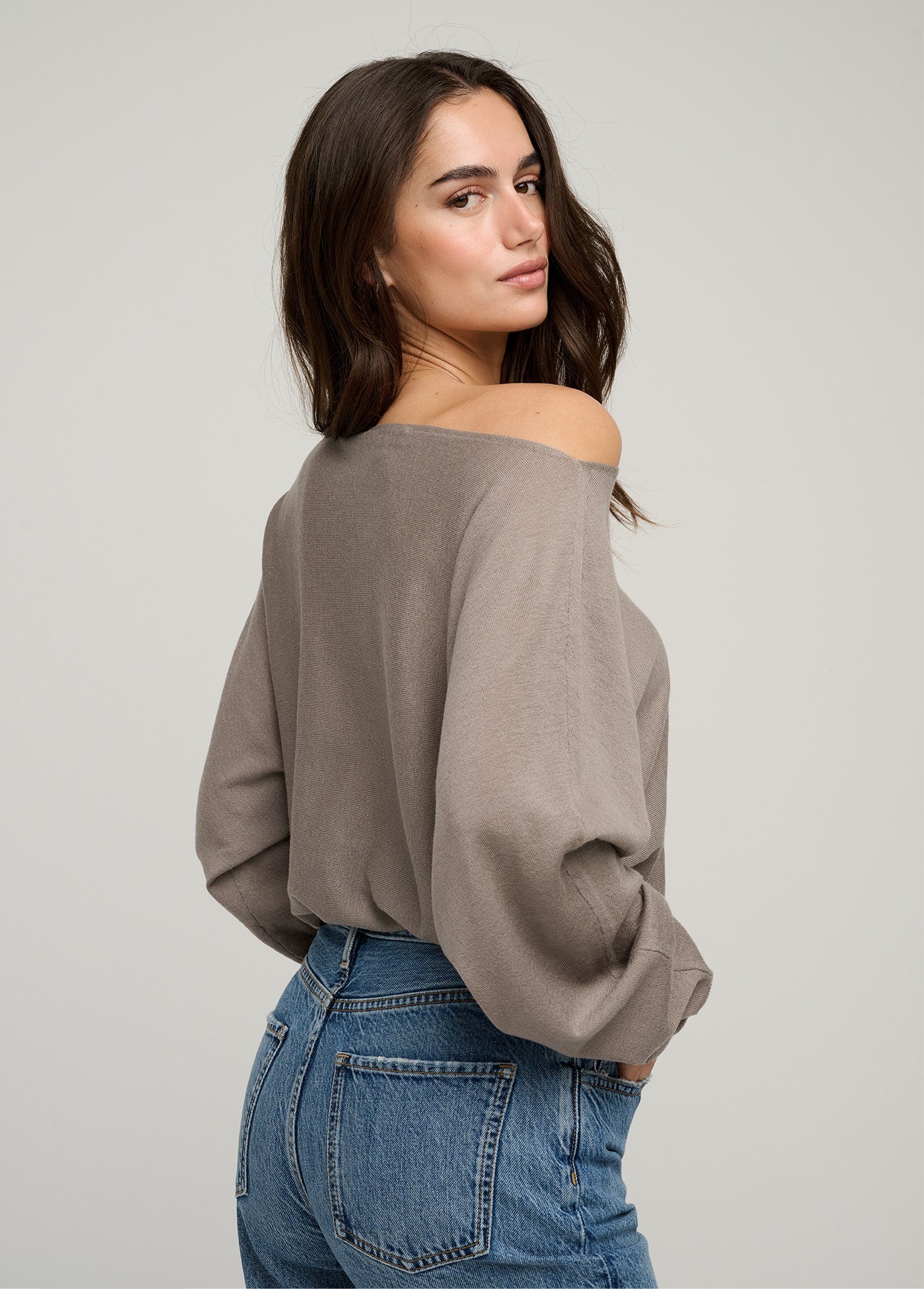 THE EFFORTLESS SWEATER