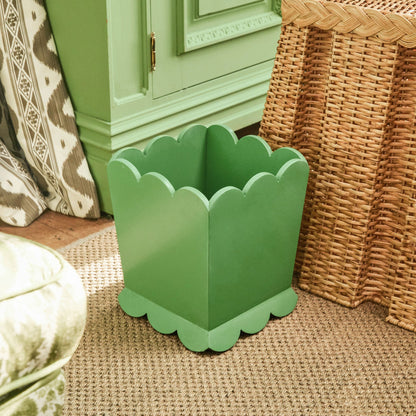 Green Scalloped Lacquer Waste Paper Bin