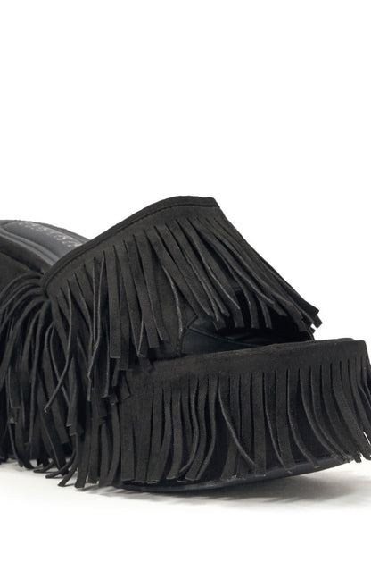 AKIRA GOLD RAMYA BLACK FRINGE PLATFORM SANDAL