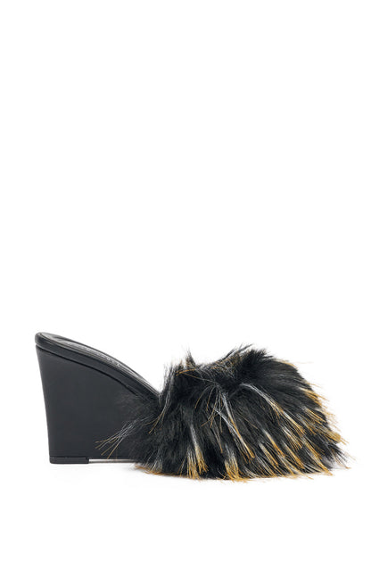 AKIRA GOLD RASHIDA NAVY MULTI WEDGE FUR SANDAL