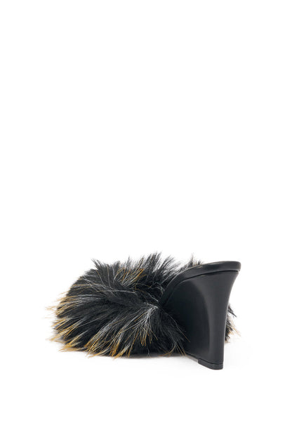 AKIRA GOLD RASHIDA NAVY MULTI WEDGE FUR SANDAL