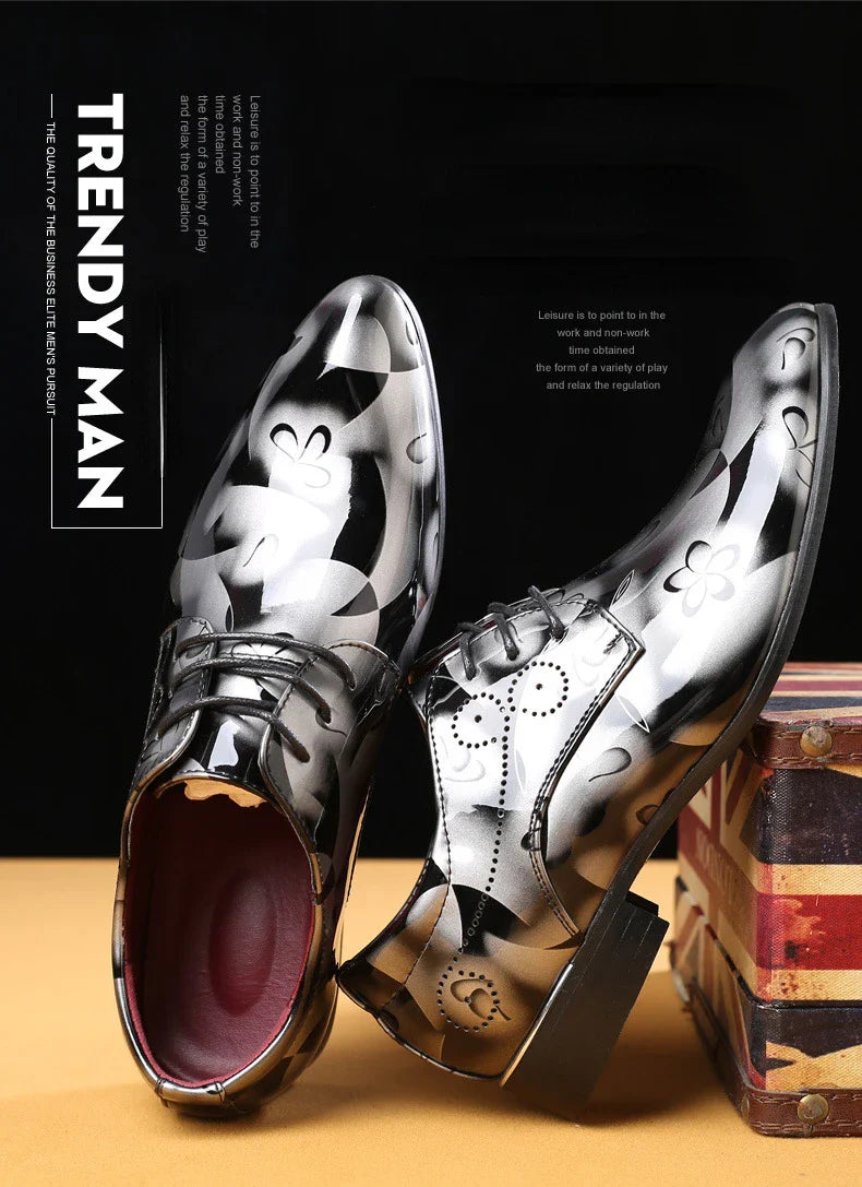 Luxury Men Oxford Shoes Retro Floral Pattern Men Dress Shoes Fashion Lace-Up Flats High Quality Business Men Party Wedding Shoes