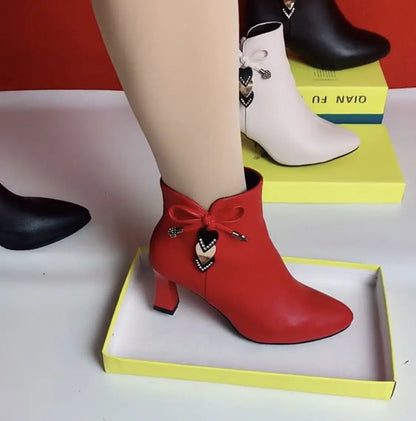2024 high-heeled boots female spring and autumn single boots new women's shoes zip white waterproof Taiwan high-heeled shoes