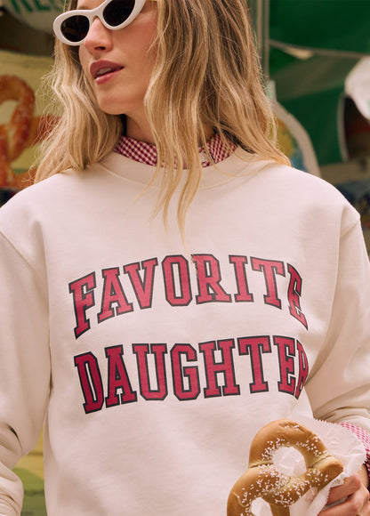 THE COLLEGIATE CLASSIC SWEATSHIRT
