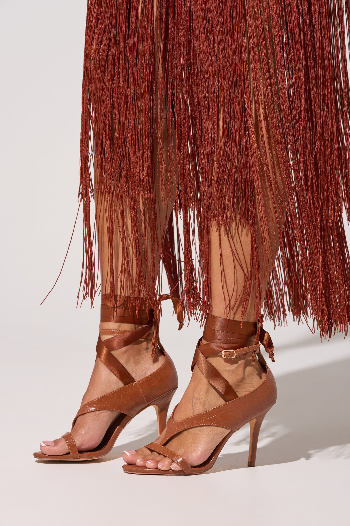 AKIRA GOLD SIEGER BROWNPATENT WRAP UP BALLERINA STILETTO SANDAL