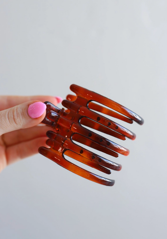 shiny wide lay down claw