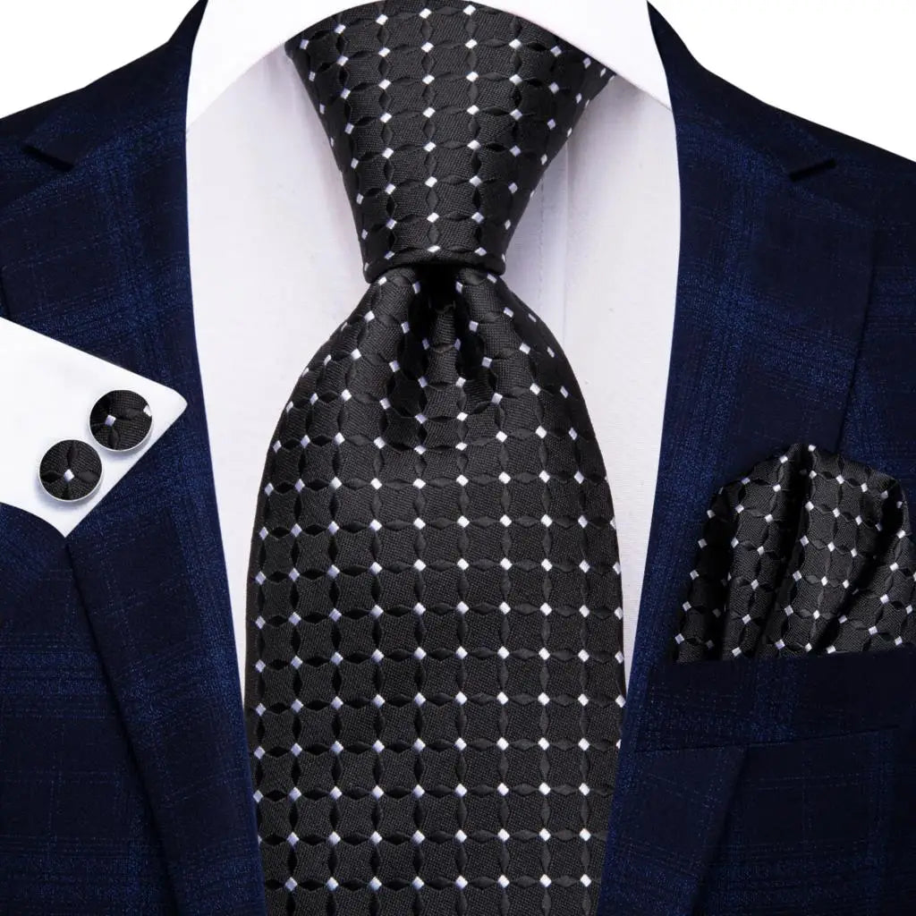 Hi-Tie Psialey Black Gold Silk Elegant Tie For Men Groom Wedding Men Necktie Pocket Square Cufflink Accessory Wholesale Designer