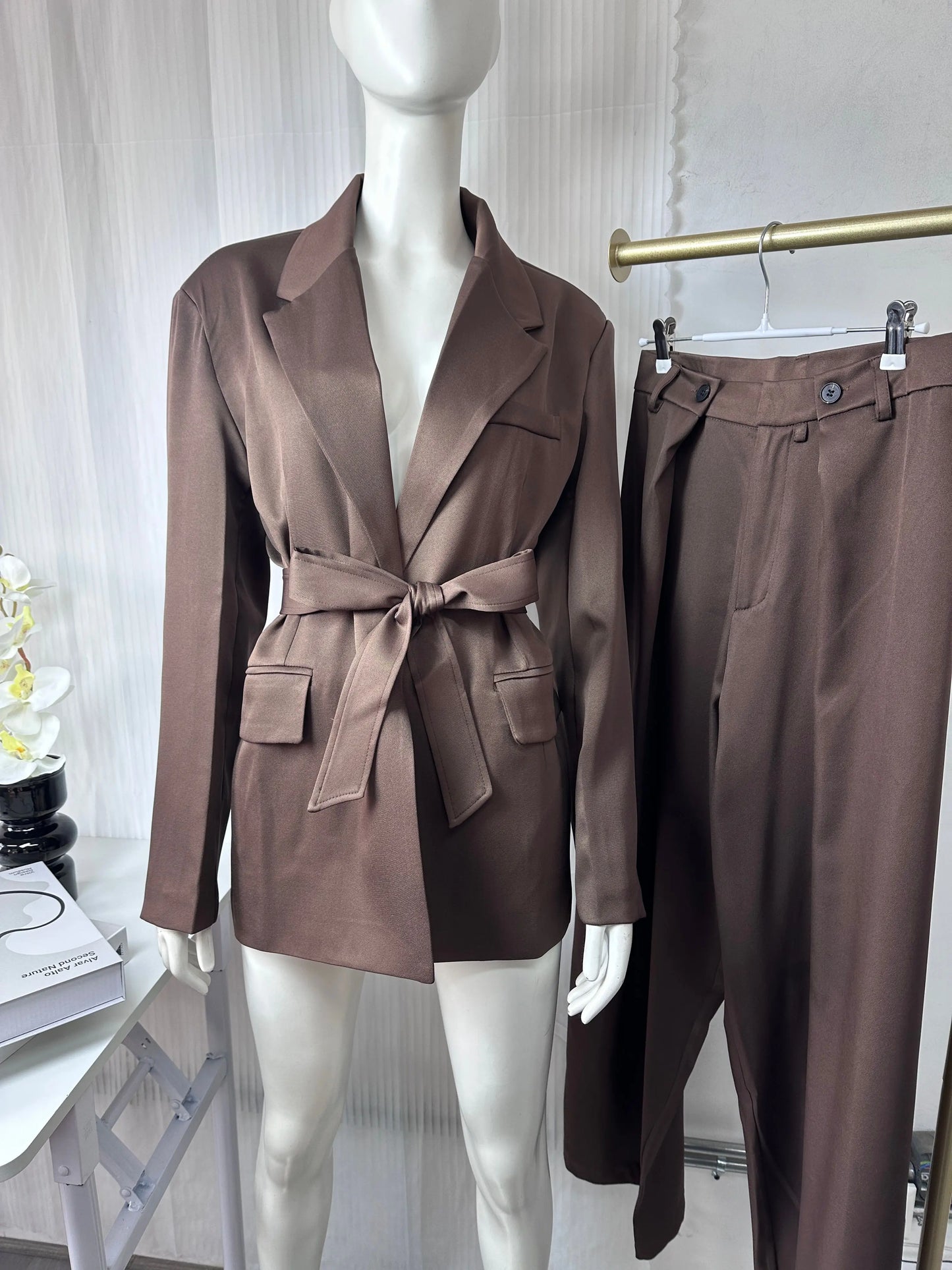 KONDALA 2026 Spring Office Lady Elegant Brown Women Suit Fashion Casual Sashes Oversized Shrug Blazer Chic Zipper Long Pant