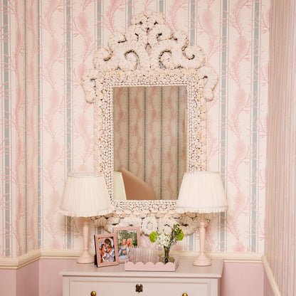 Soft Pink Small Scalloped Lacquer Tray