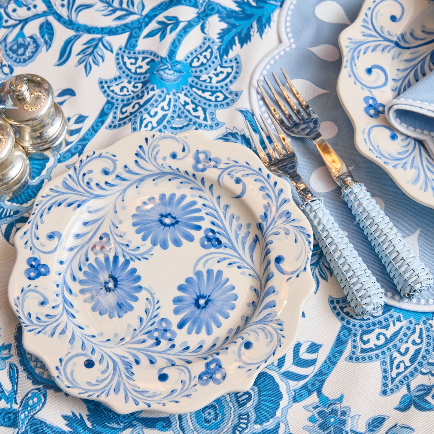 Blue Flowers Starter Plates (Set of 4)