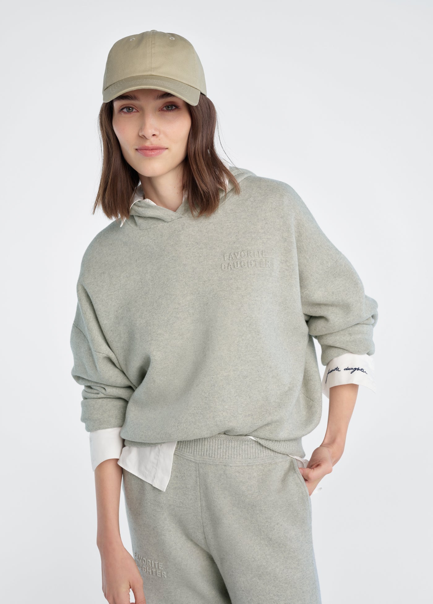 THE CROPPED FATIGUE SISTERS HOODIE