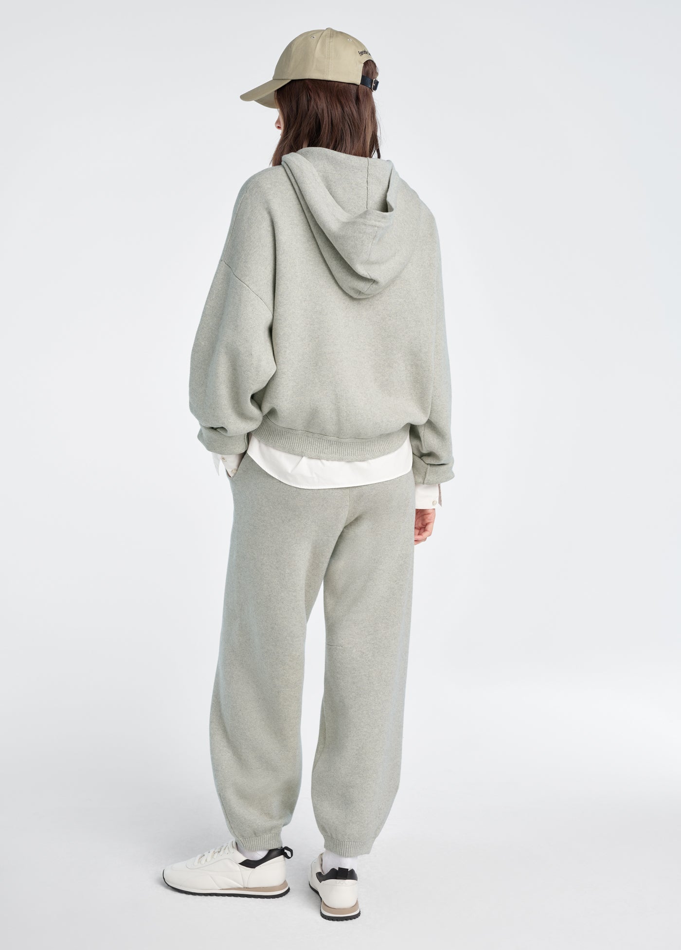 THE CROPPED FATIGUE SISTERS HOODIE