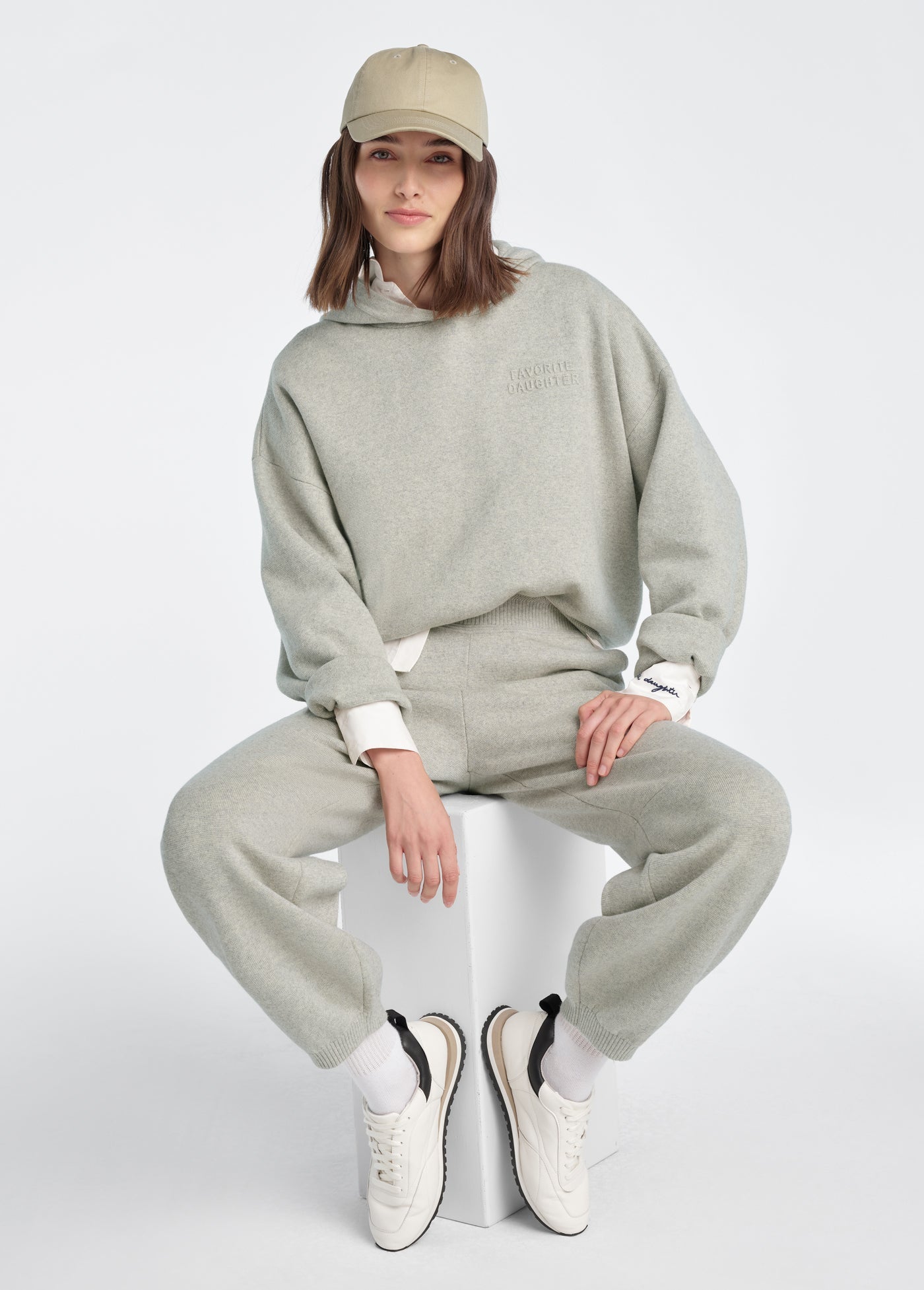 THE CROPPED FATIGUE SISTERS HOODIE