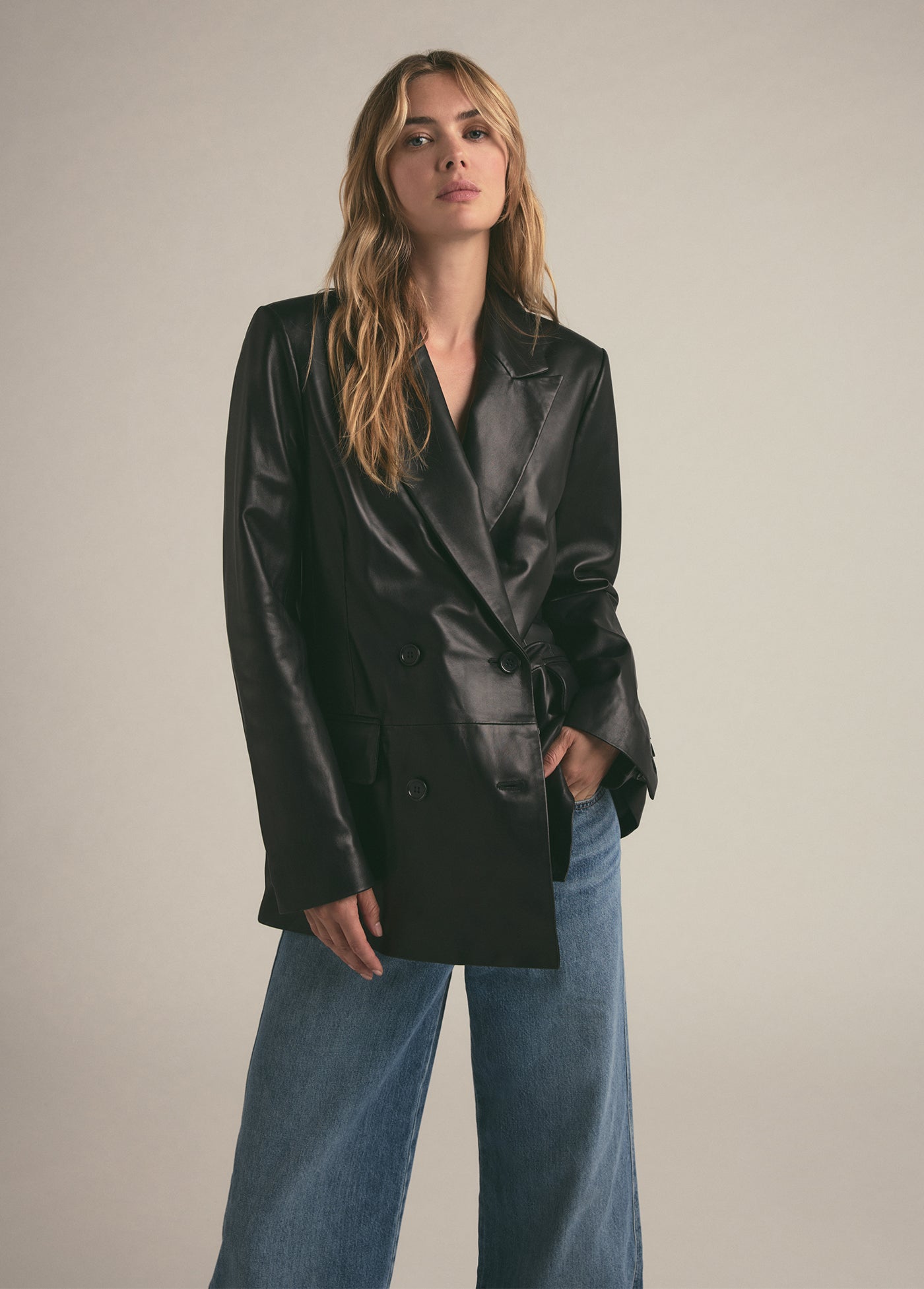 THE AGNES LEATHER BLAZER