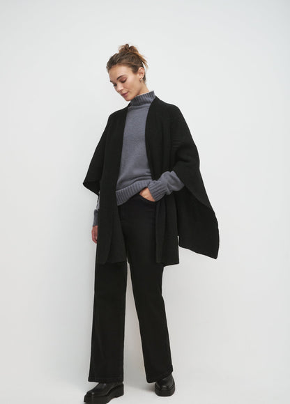 THE FAVORITE PONCHO