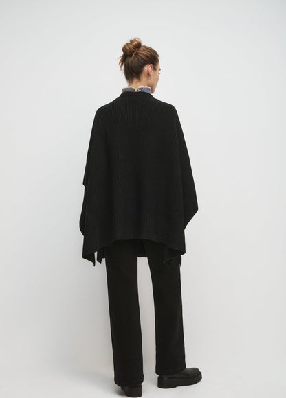 THE FAVORITE PONCHO