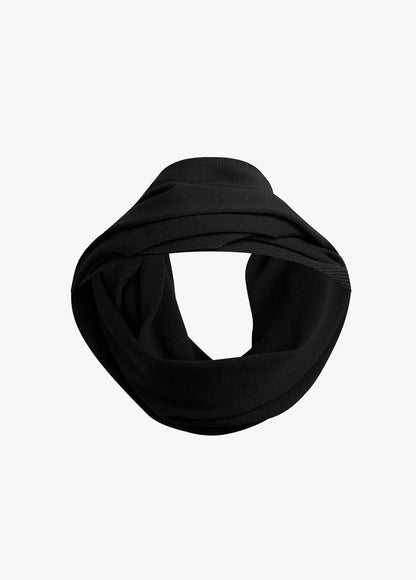 THE LIGHTWEIGHT KNIT WRAP SCARF