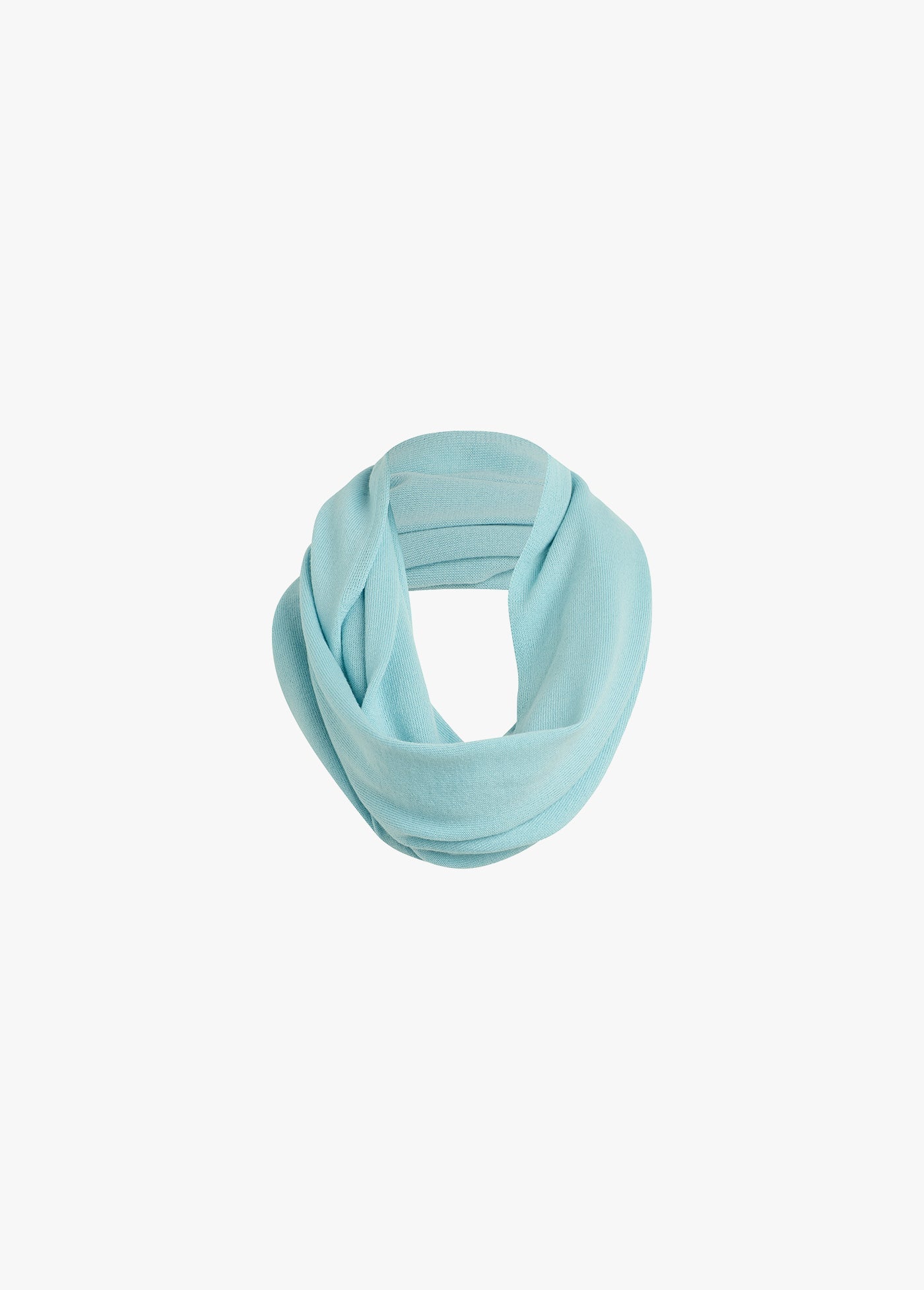 THE LIGHTWEIGHT KNIT WRAP SCARF