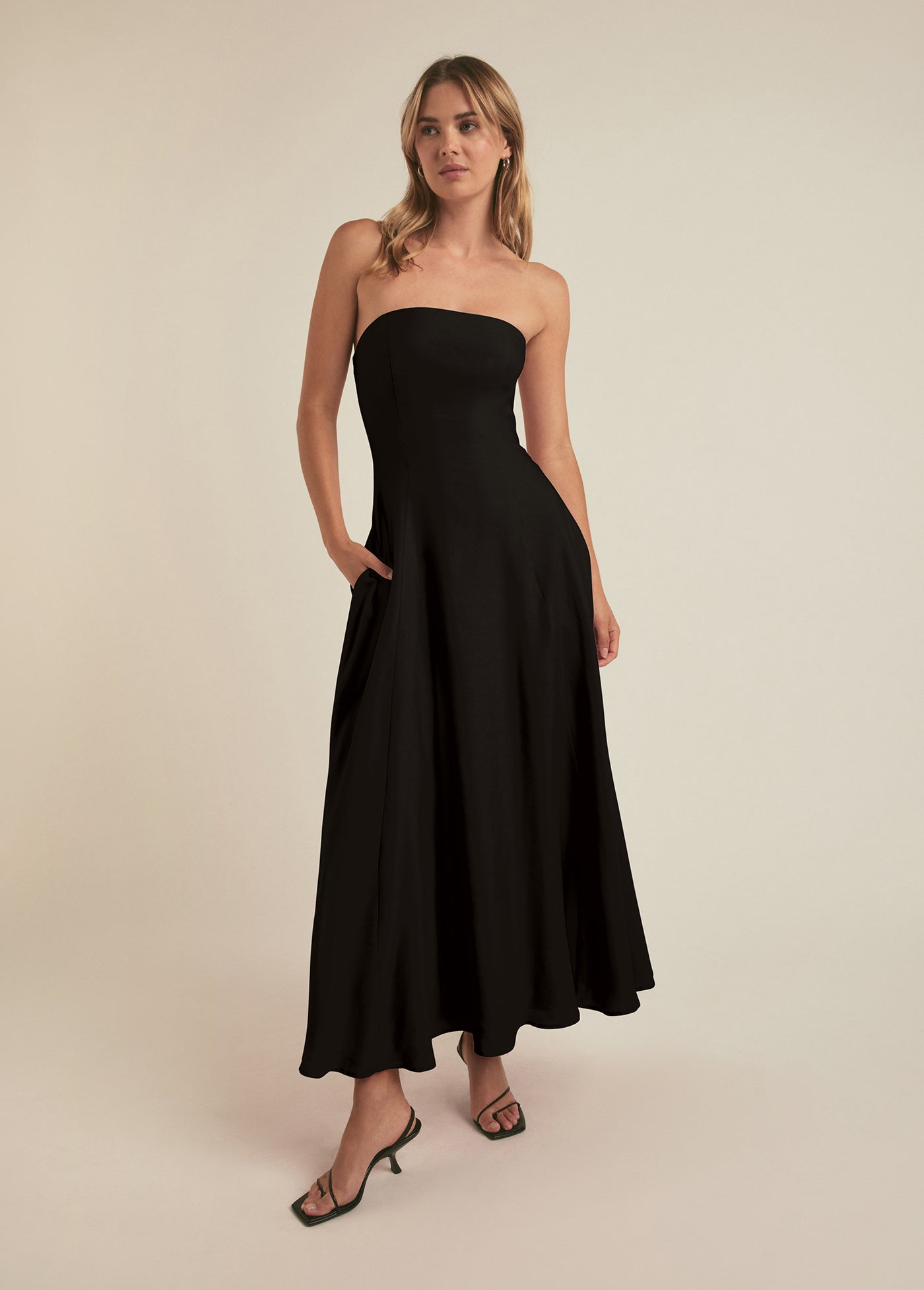 THE FAVORITE LINEN DRESS