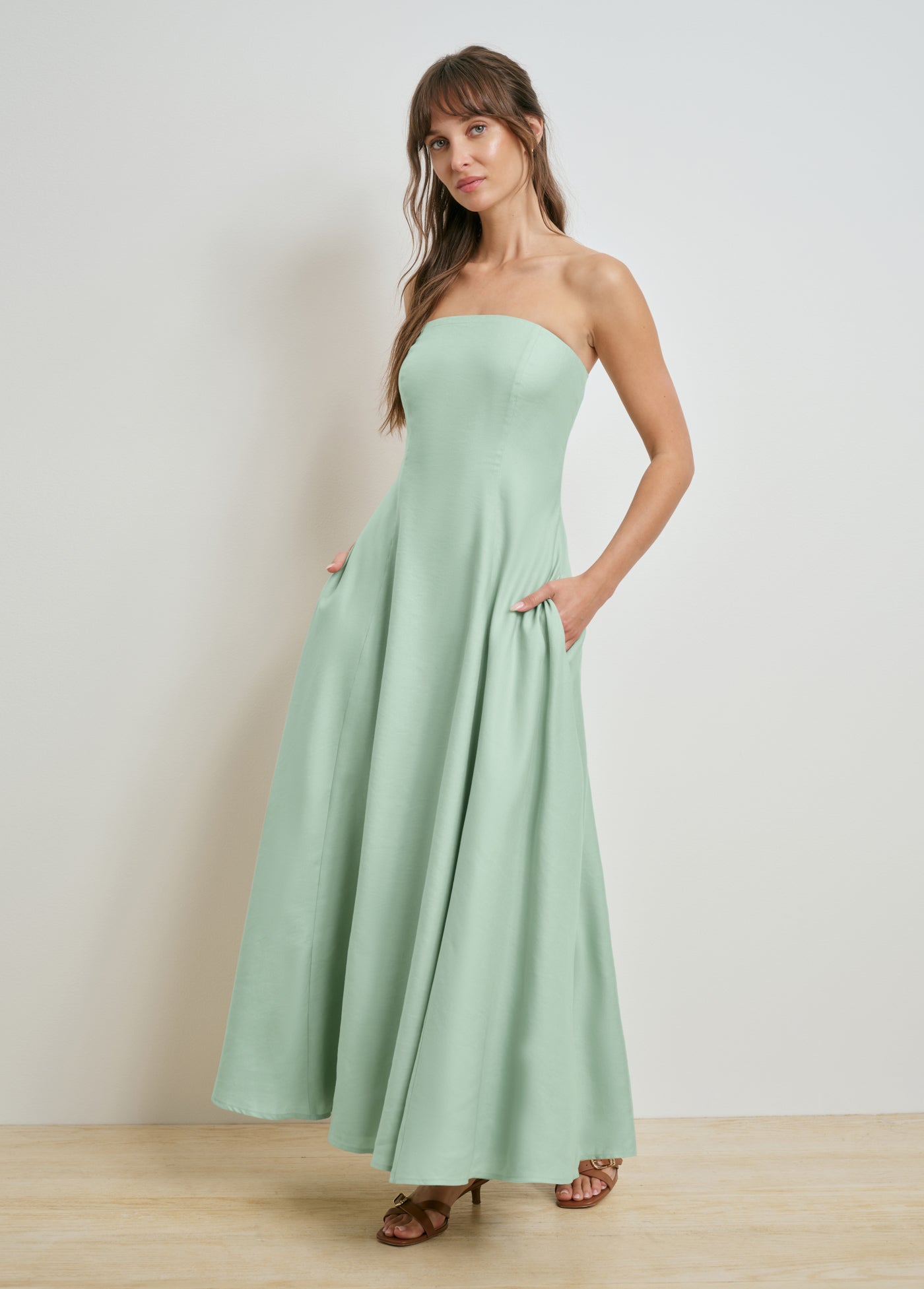THE FAVORITE LINEN DRESS