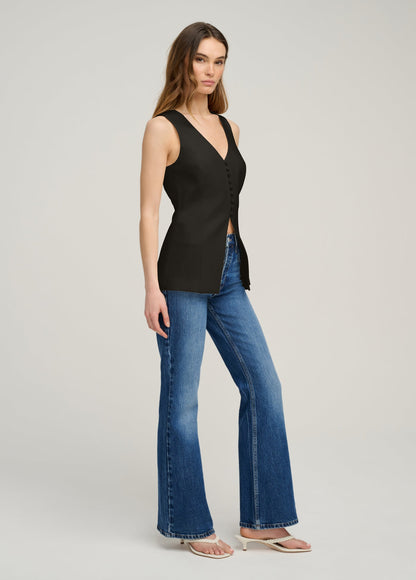 THE LONGLINE VEST