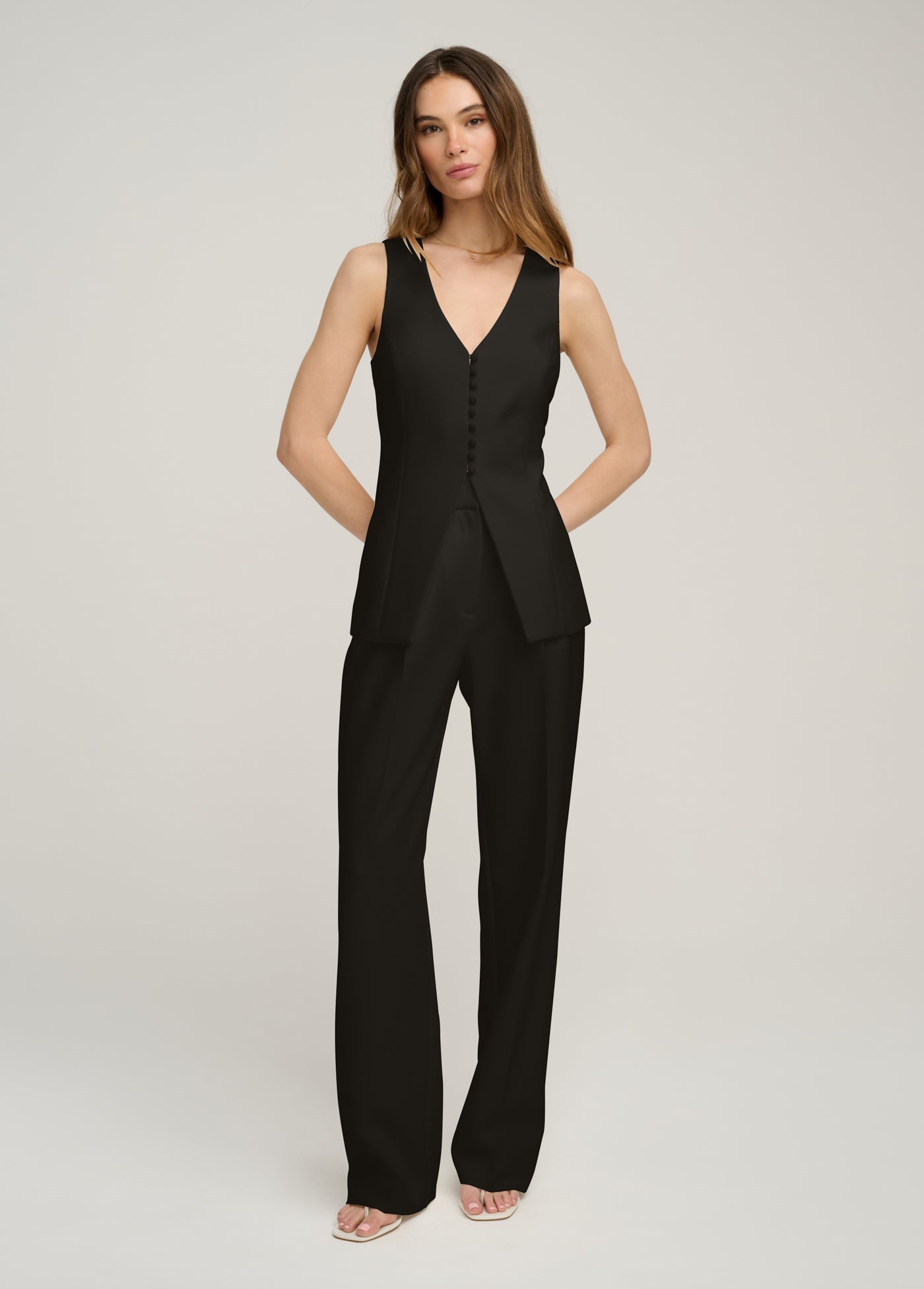 THE LONGLINE VEST