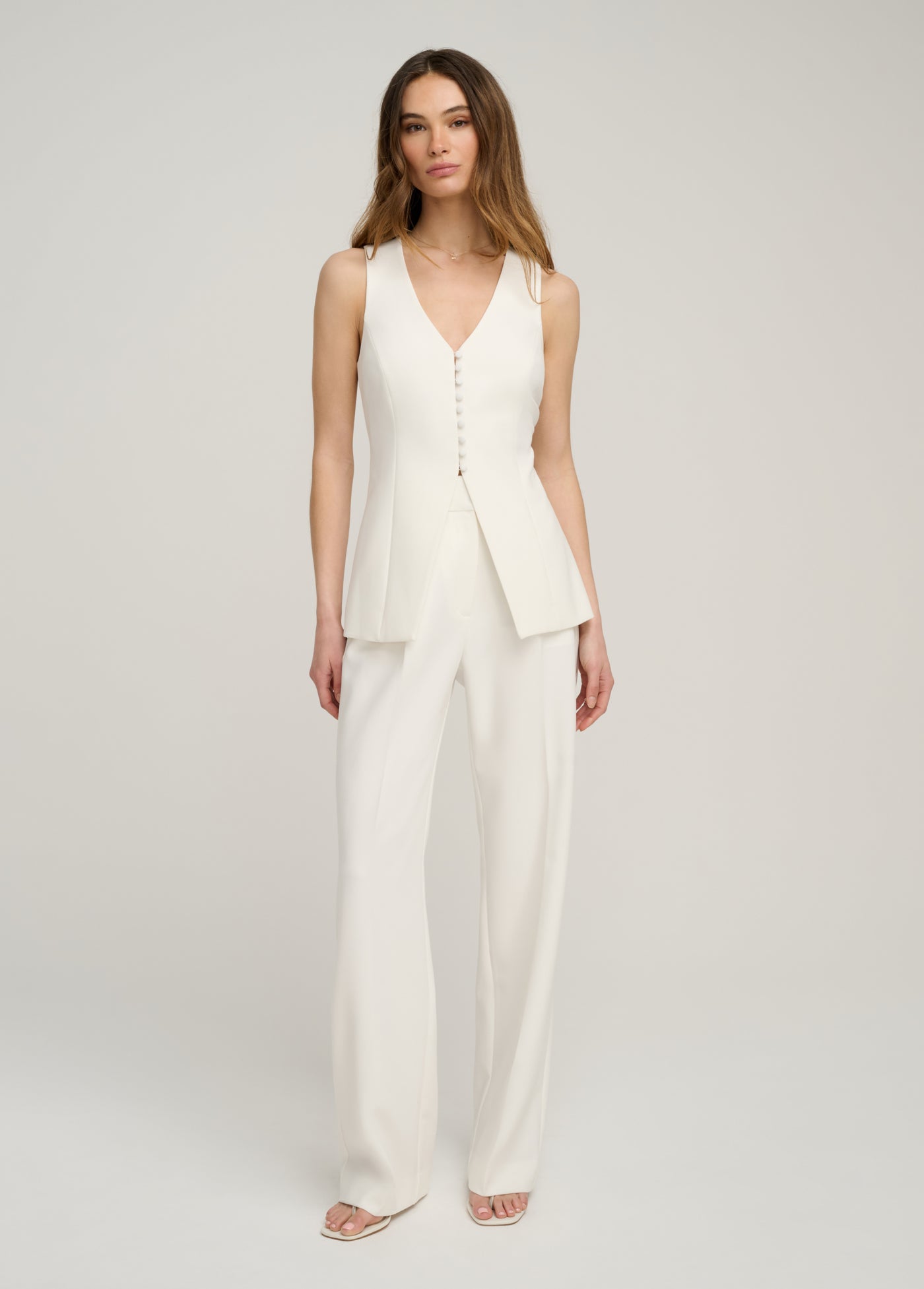 THE LONGLINE VEST
