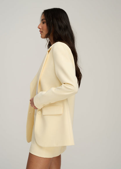 THE FAVORITE OVERSIZED BLAZER