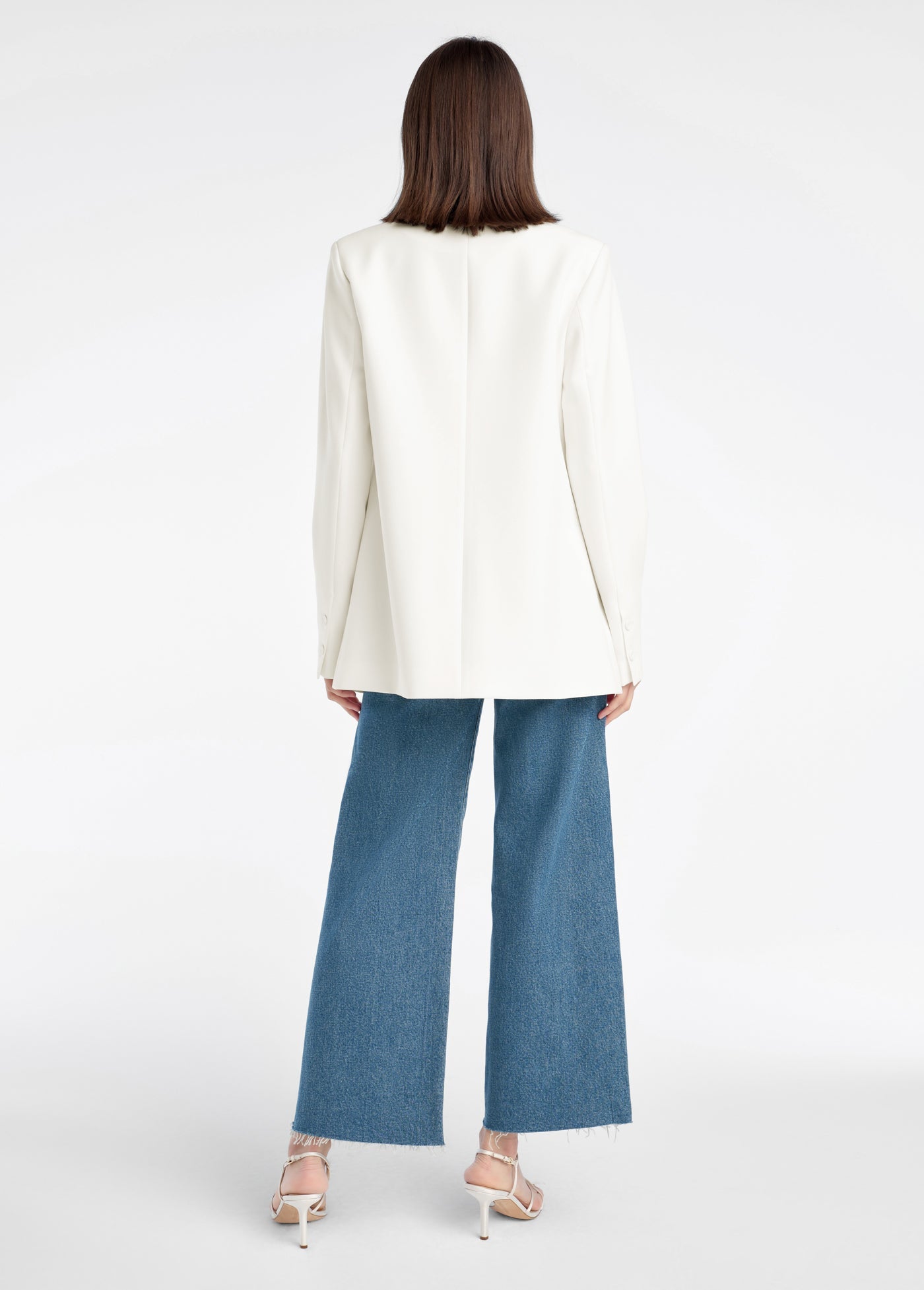 THE FAVORITE OVERSIZED BLAZER