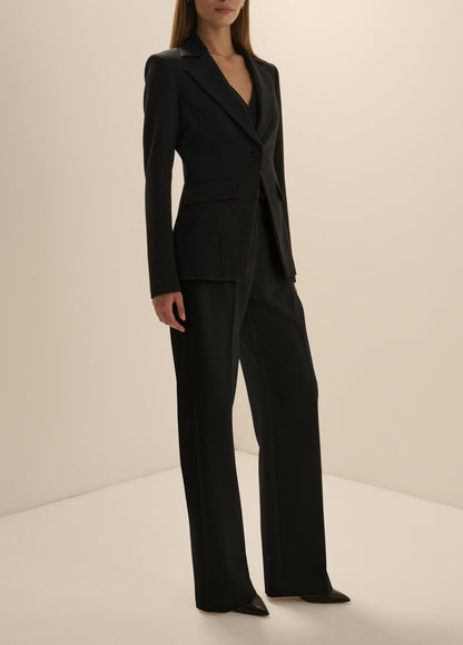 THE CLASSIC BLAZER