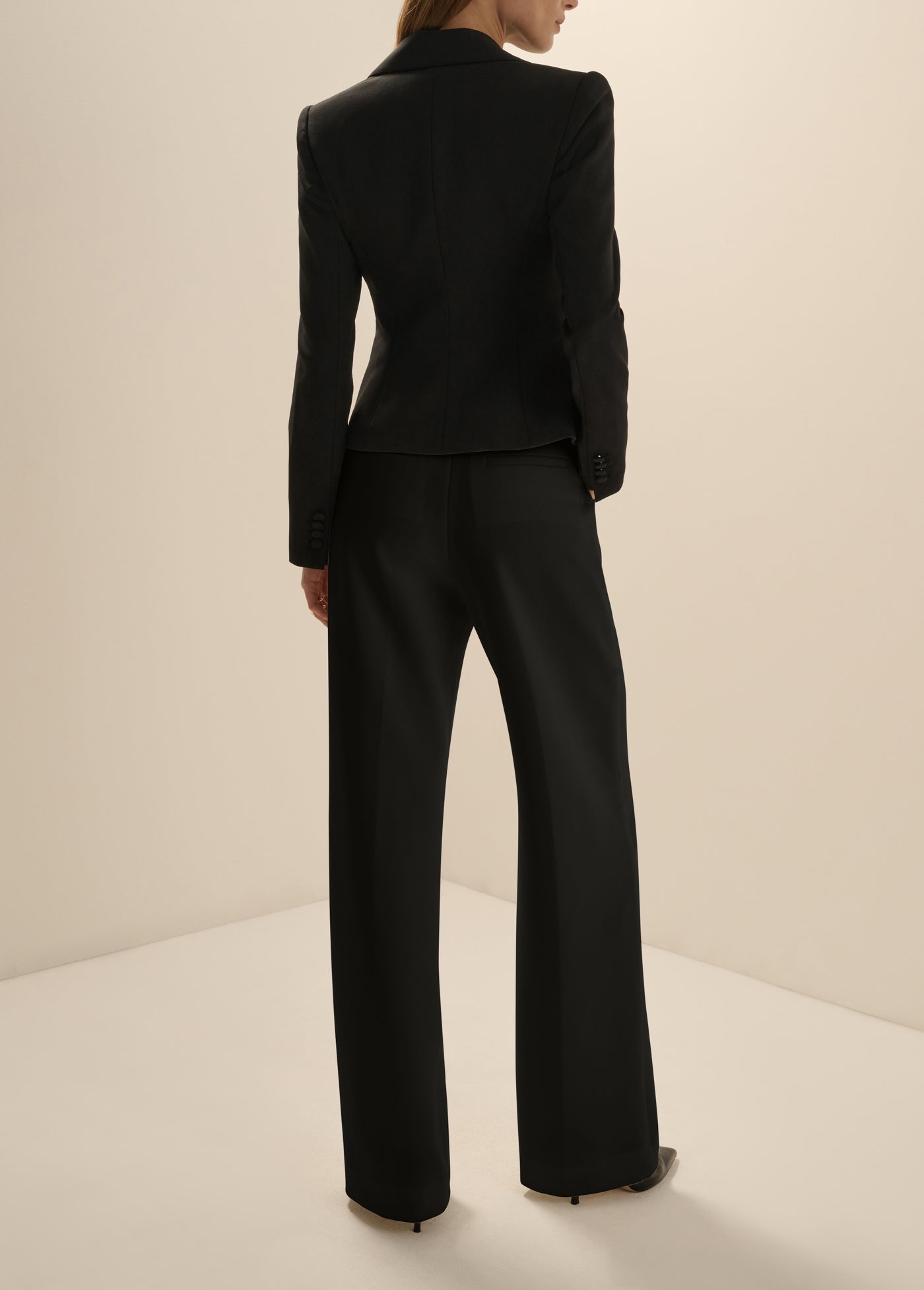 THE FAVORITE CROPPED BLAZER