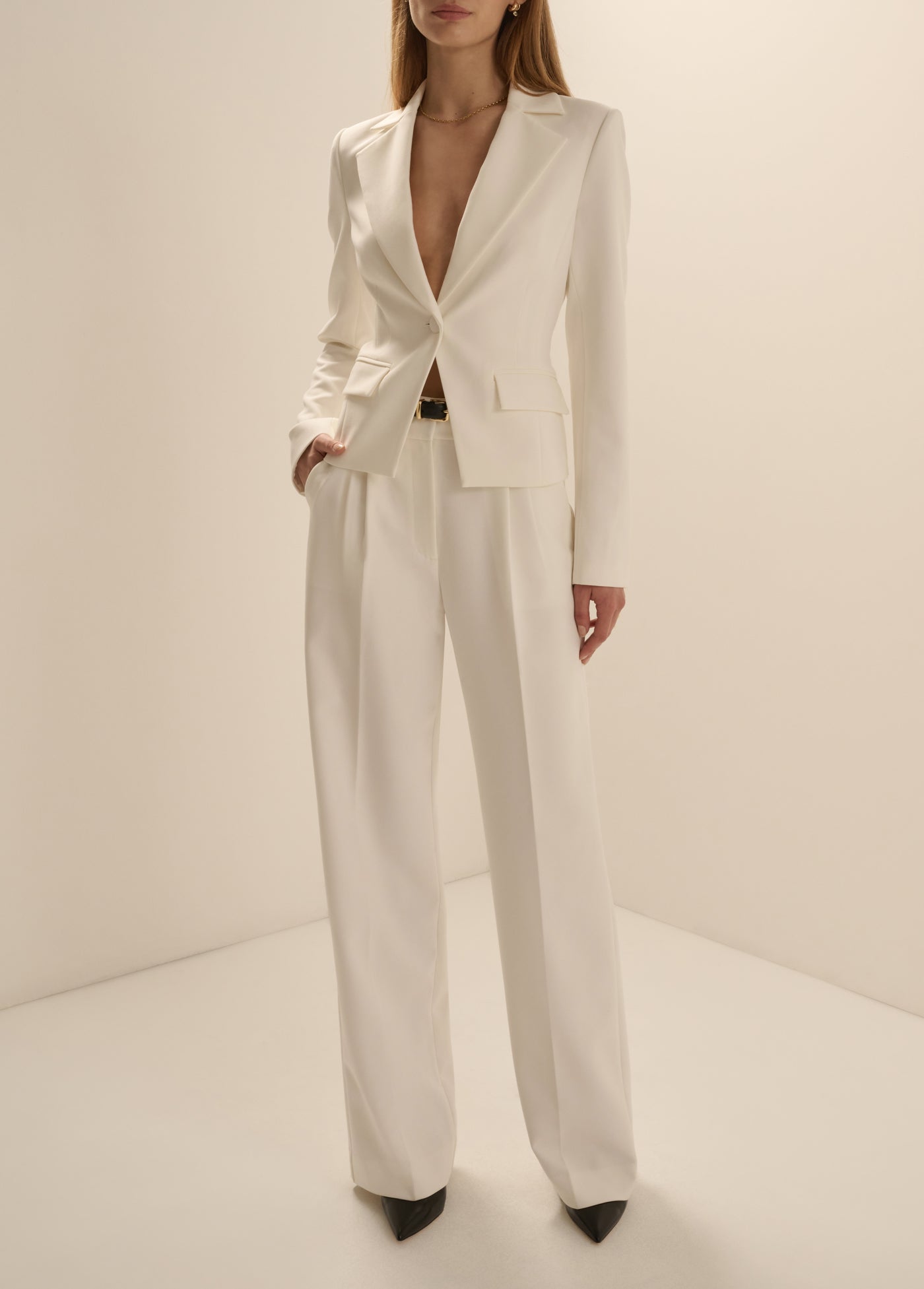 THE FAVORITE CROPPED BLAZER
