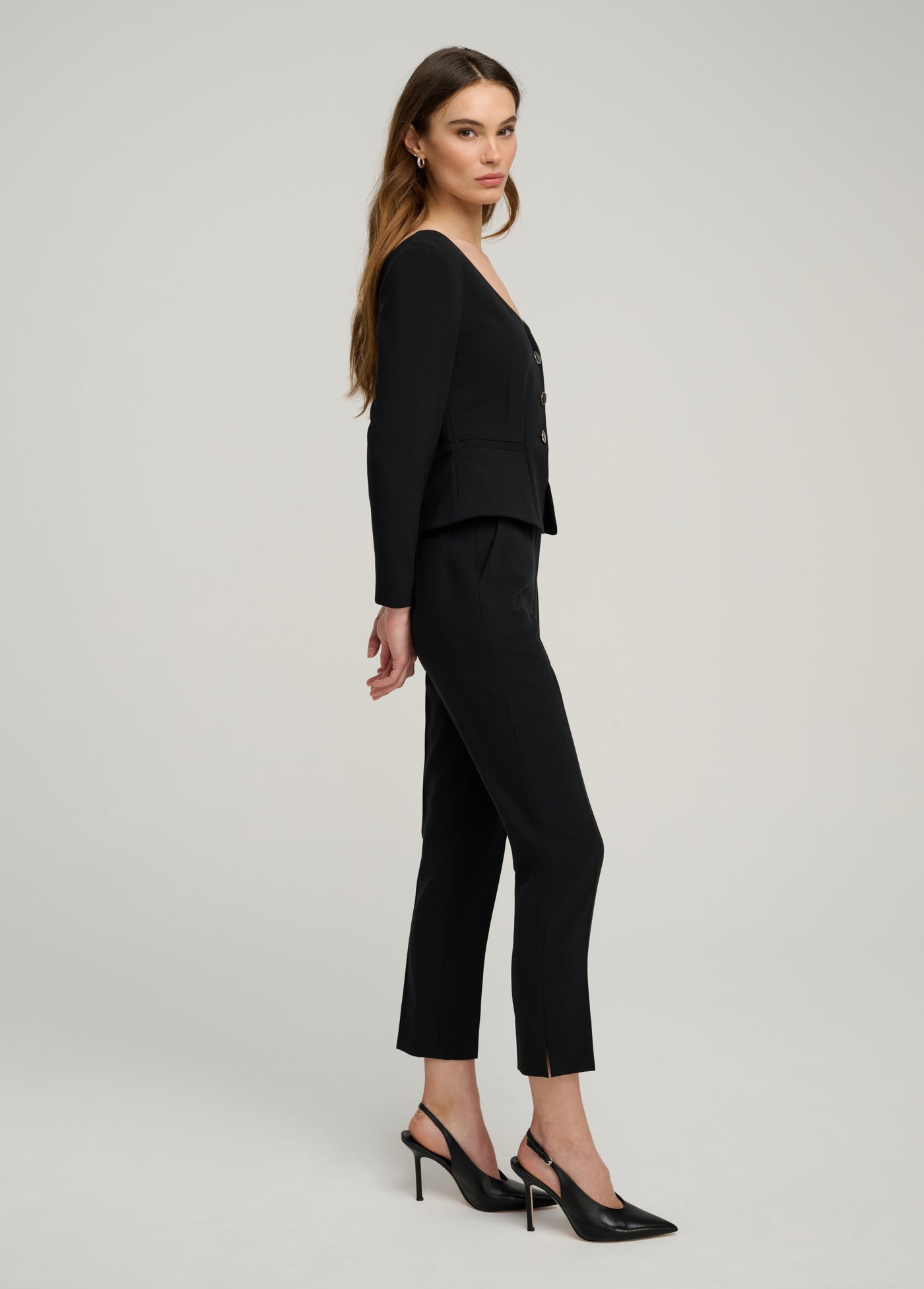 THE REVEAL BLAZER