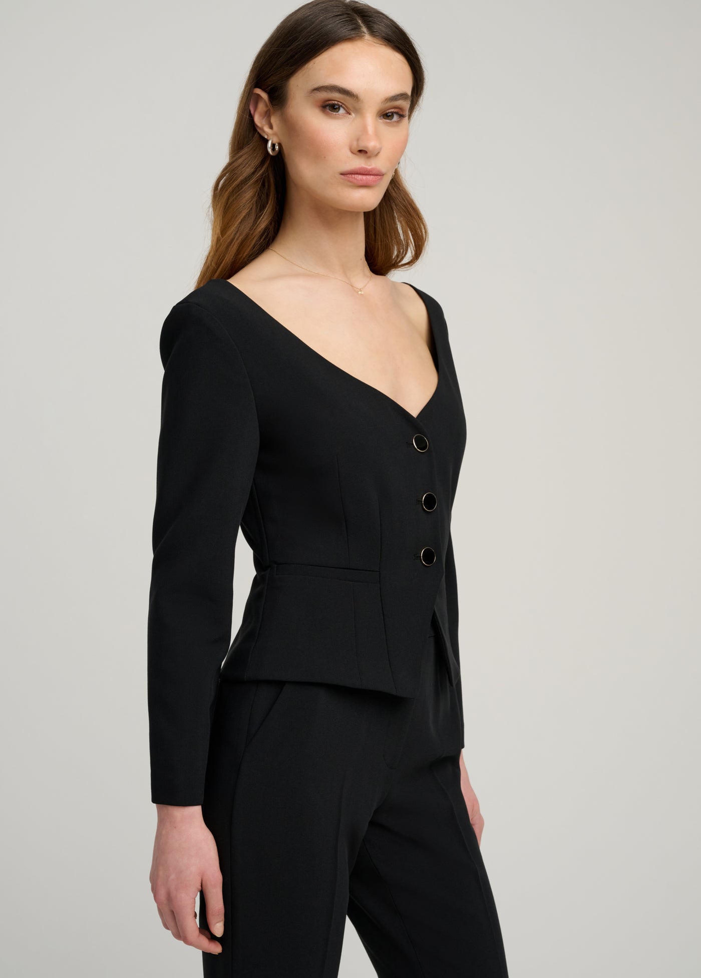 THE REVEAL BLAZER